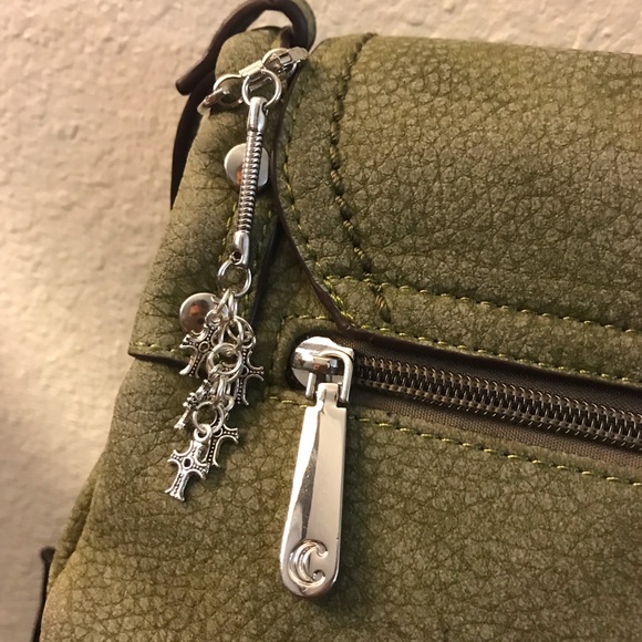 Antique Cross Purse Charm - Picture 3 of 4